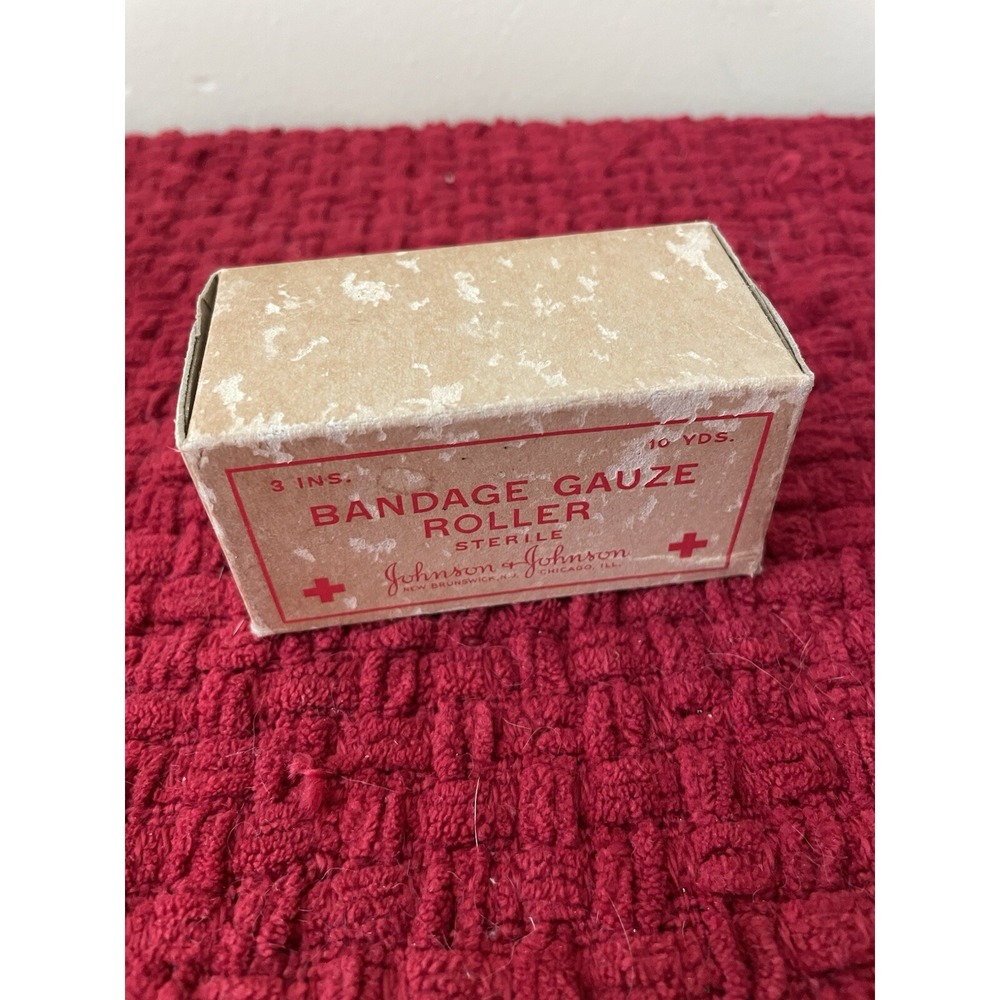 US Military Bandage Gauze Roller Sterile Johnson & Johnson NOS Pat No 1,760,758
